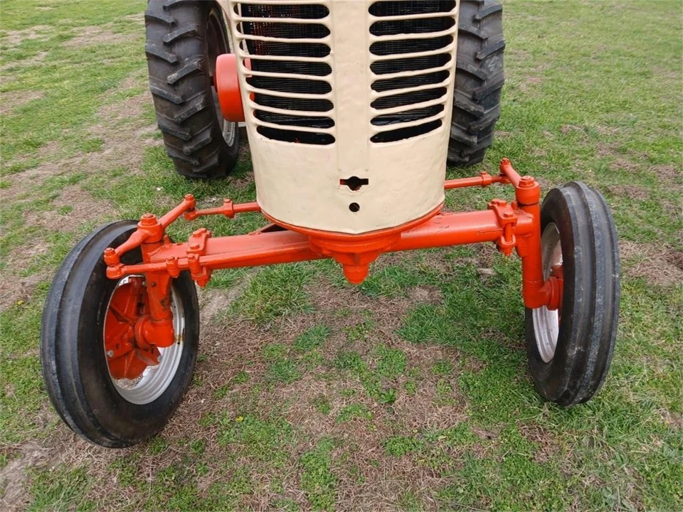 1957 Ford Tractor - Image 2 of 14