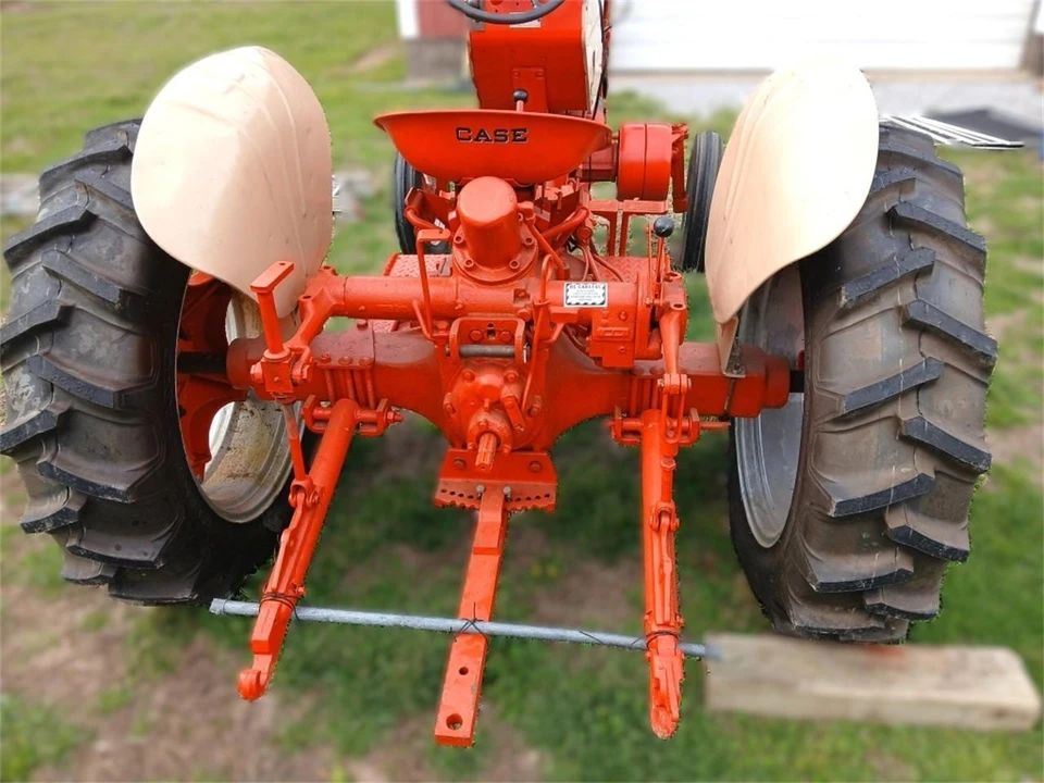 1957 Ford Tractor - Image 4 of 14