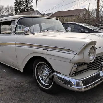 1957 Ford Custom 300 Tudor