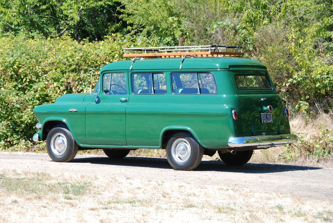 1957 GMC Suburban 4th Gen - Image 4 of 31