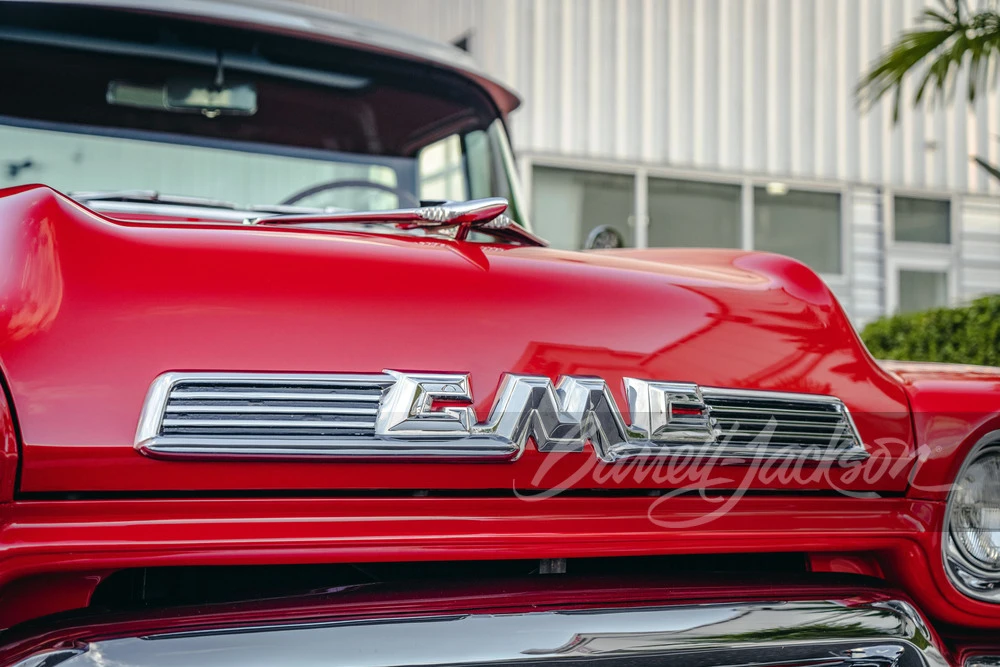 1957 GMC Suburban 4th Gen - Image 5 of 12