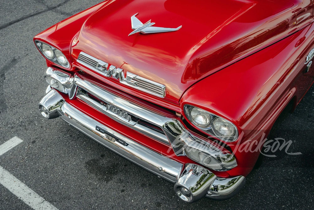 1957 GMC Suburban 4th Gen - Image 8 of 12