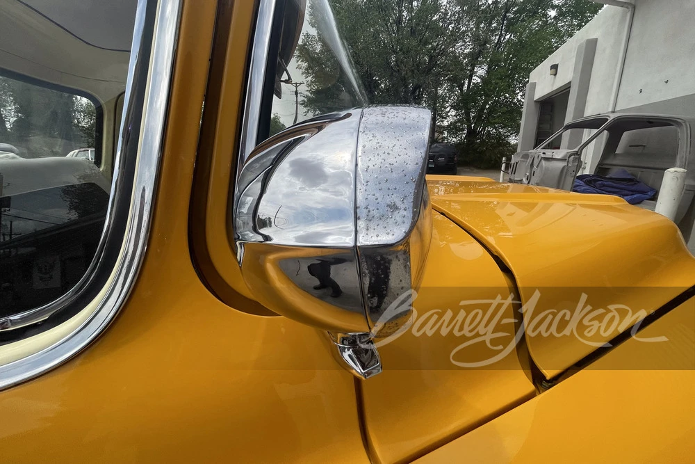 1957 GMC Suburban 4th Gen - Image 8 of 12