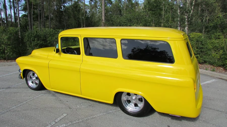 1957 GMC Suburban 4th Gen - Image 2 of 10