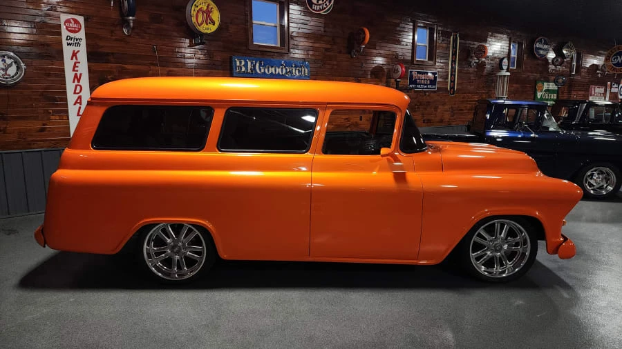 1957 GMC Suburban 4th Gen - Image 4 of 31