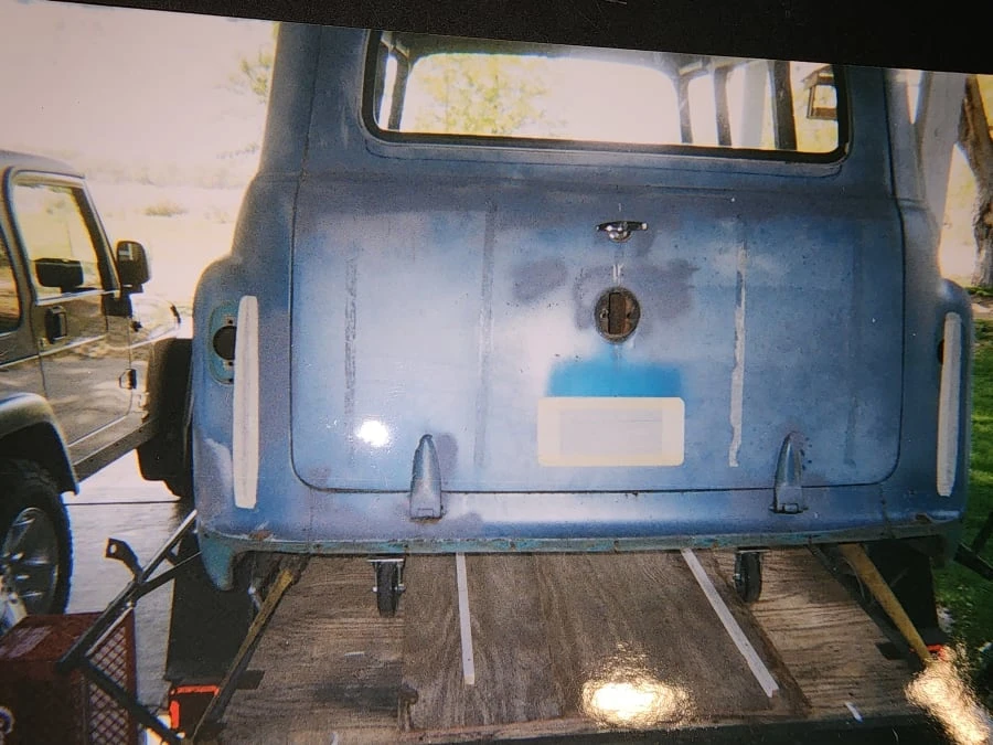1957 GMC Suburban 4th Gen - Image 27 of 31