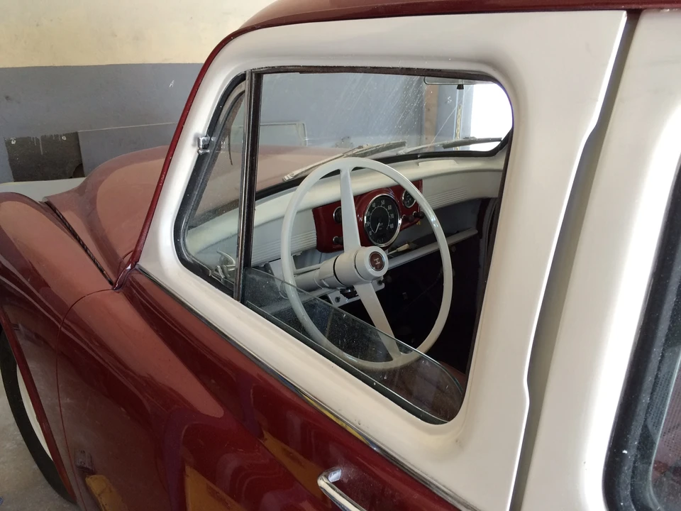 1957 Hillman - Image 15 of 29