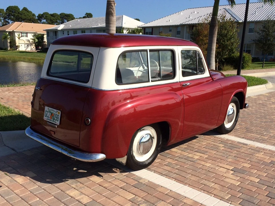 1957 Hillman - Image 4 of 29