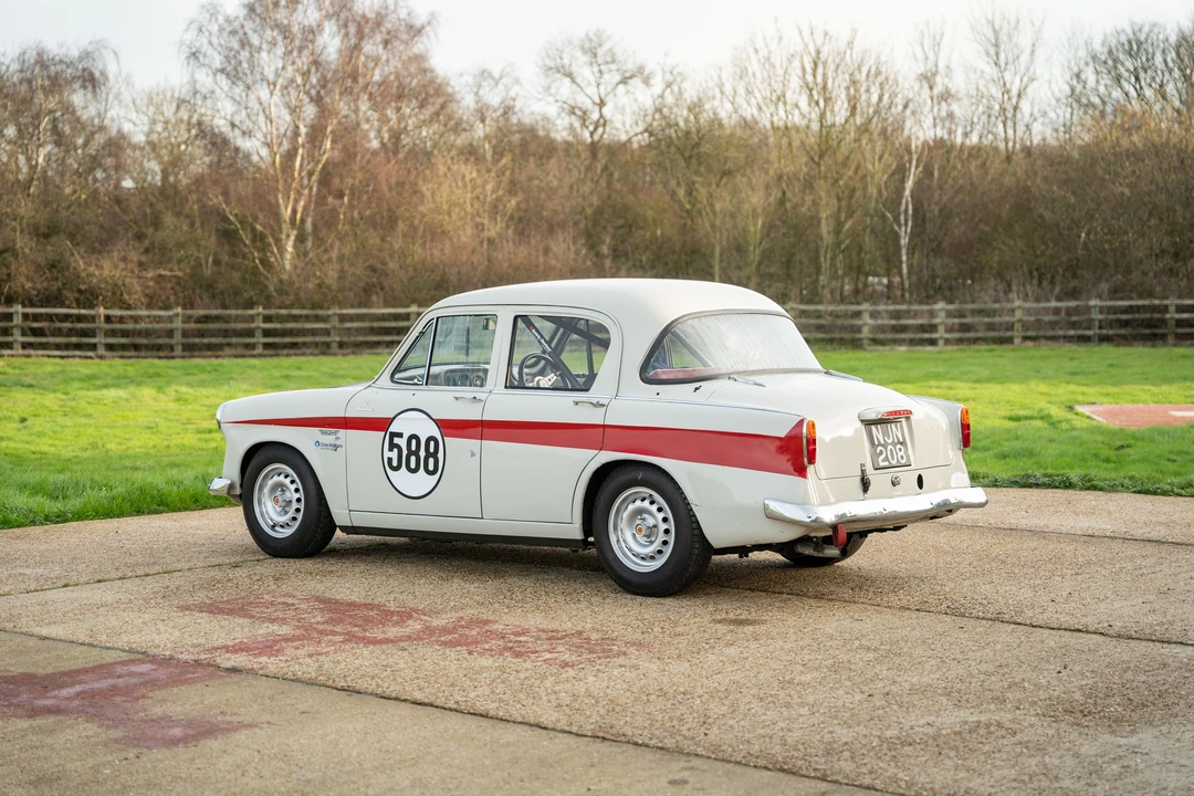 1957 Hillman - Image 14 of 31