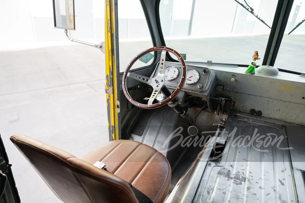 1957 International - Image 3 of 15
