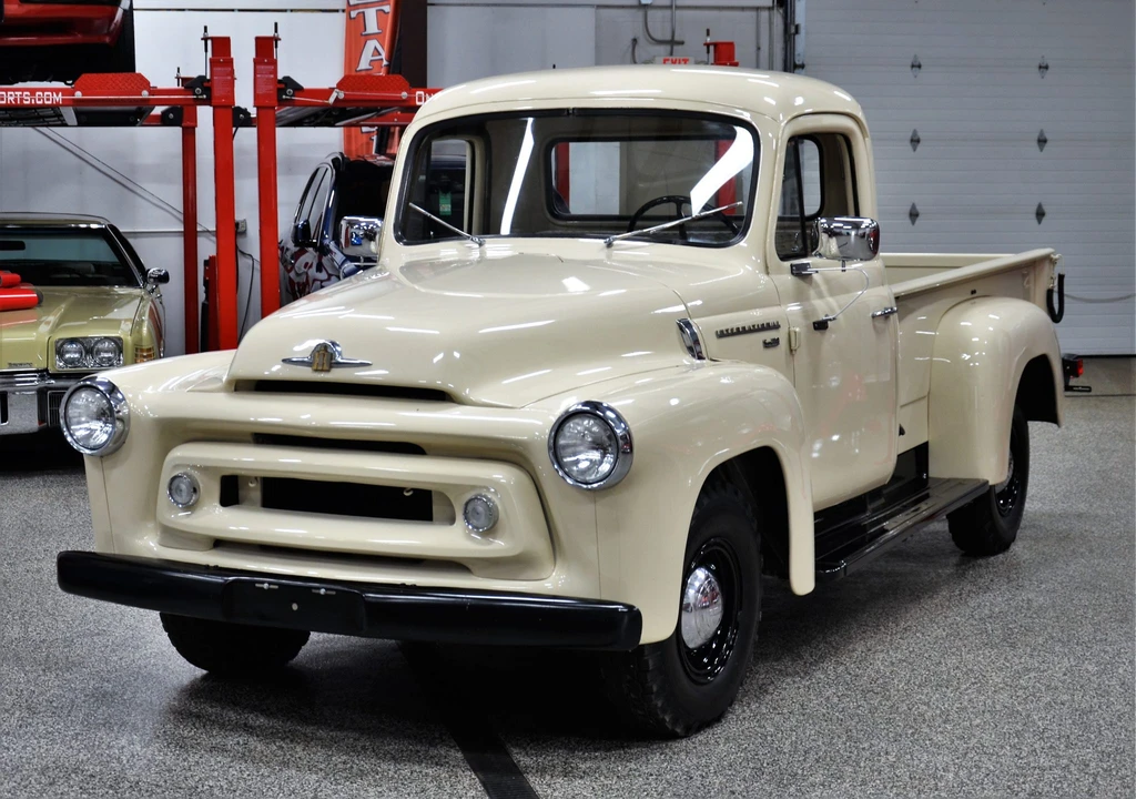 1957 International Harvester Pickup - Image 12 of 31