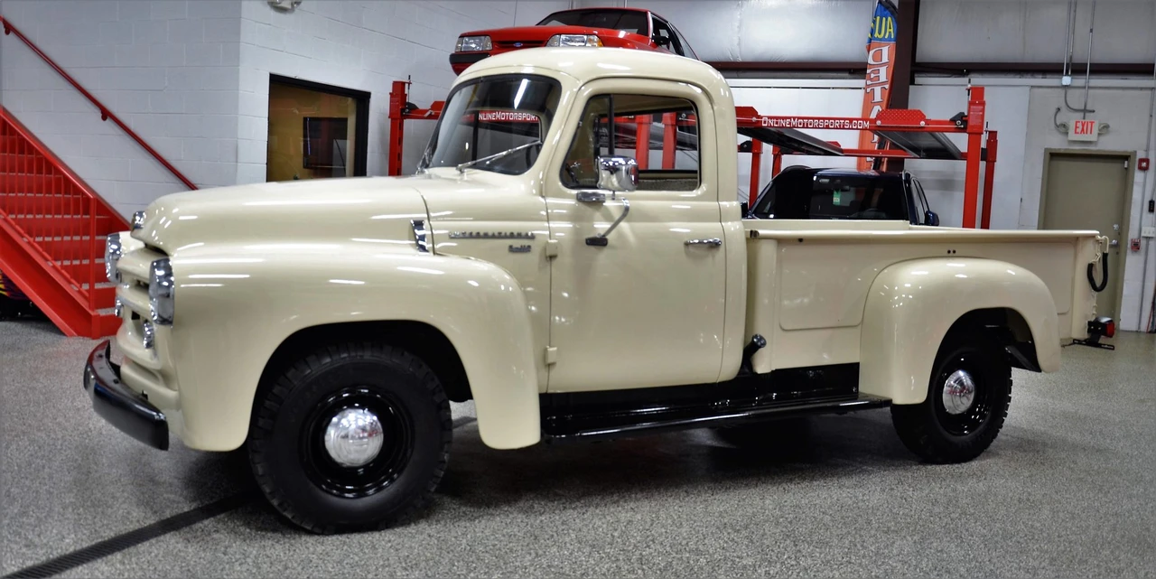 1957 International Harvester Pickup - Image 4 of 31