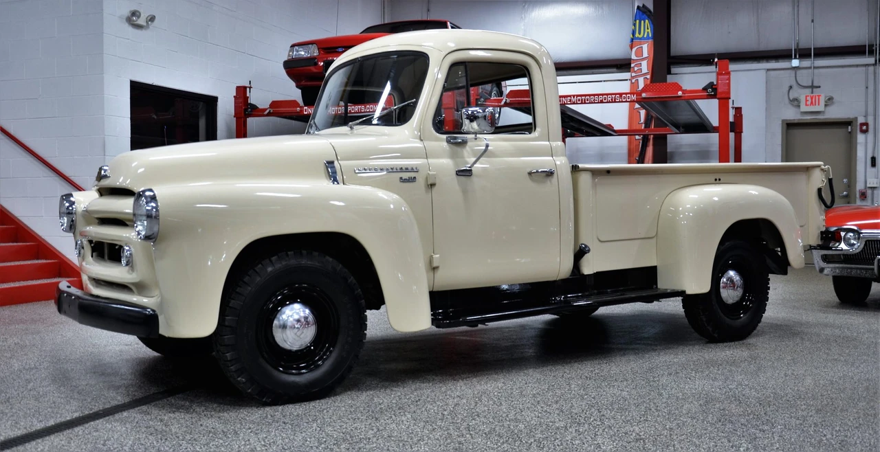 1957 International Harvester Pickup - Image 10 of 31