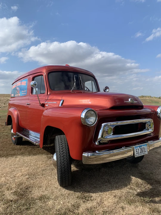 1957 International - Image 6 of 31