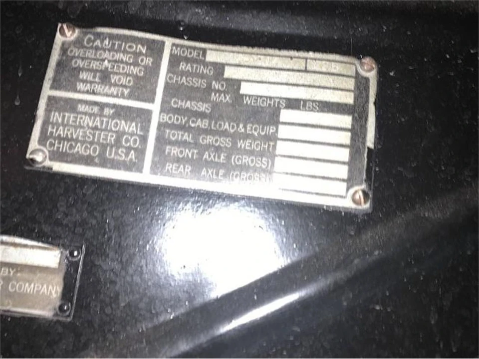 1957 International - Image 3 of 21