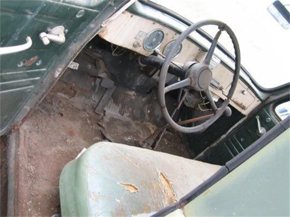 1957 International - Image 6 of 8