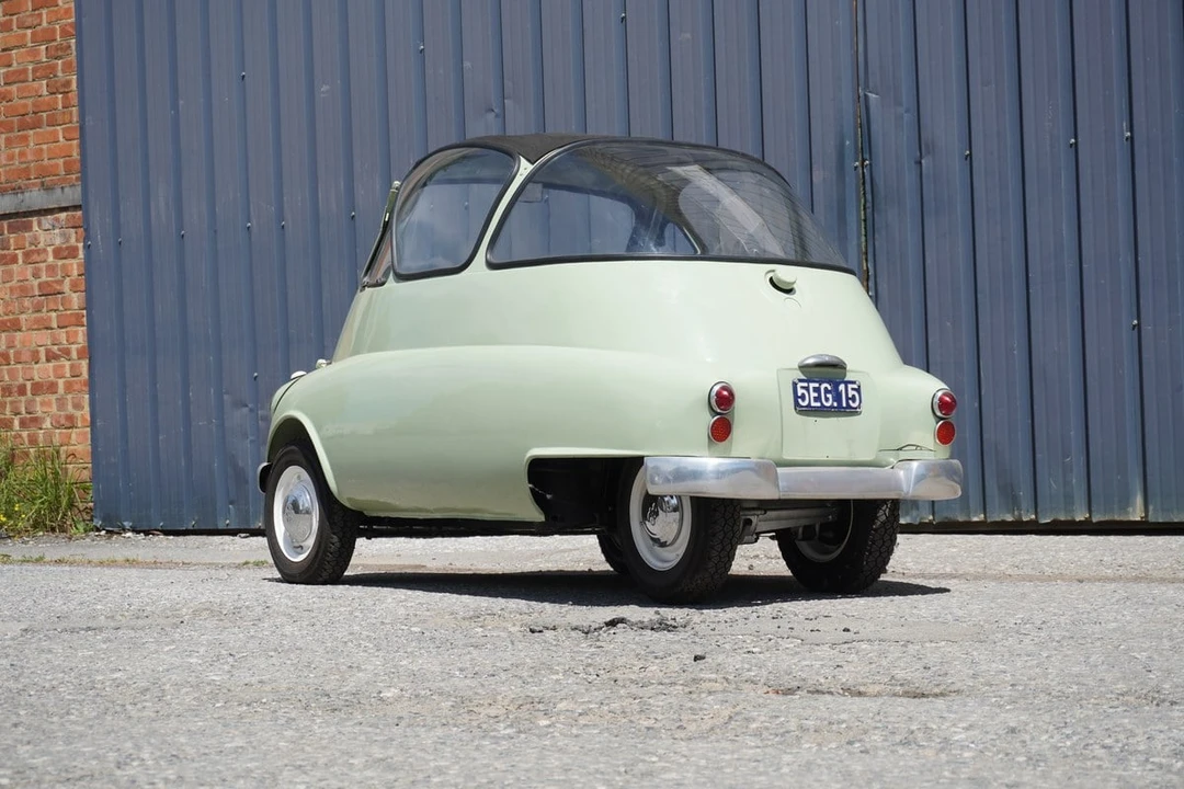 1957 Iso Rivolta - Image 2 of 30