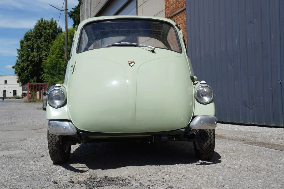 1957 Iso Rivolta - Image 9 of 30