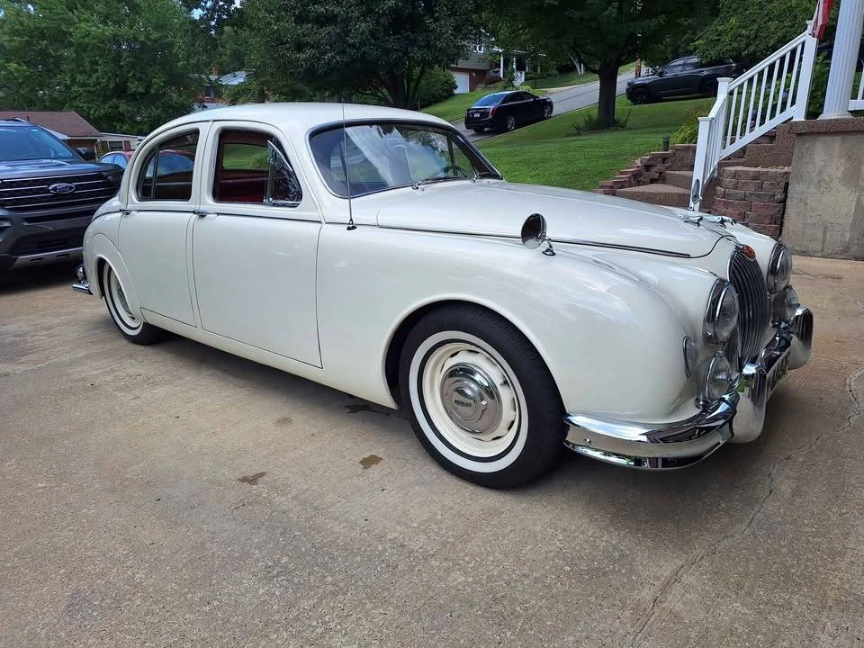 1957 Jaguar Mark I - Image 8 of 15