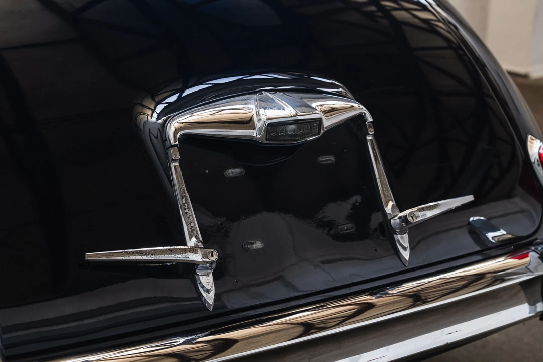 1957 Jaguar Mark VII & VIII & IX - Image 15 of 31