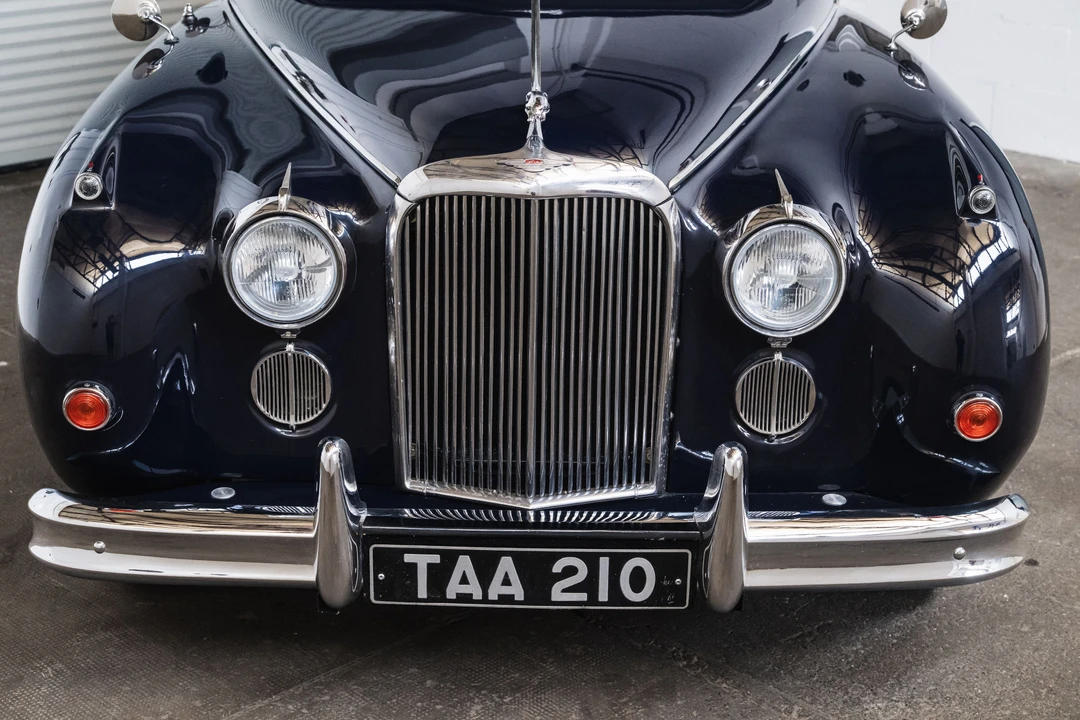 1957 Jaguar Mark VII & VIII & IX - Image 12 of 31