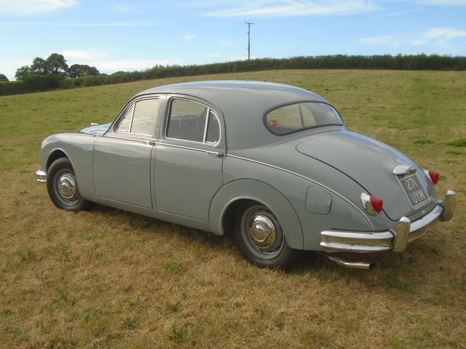 1957 Jaguar Mark I - Image 13 of 16