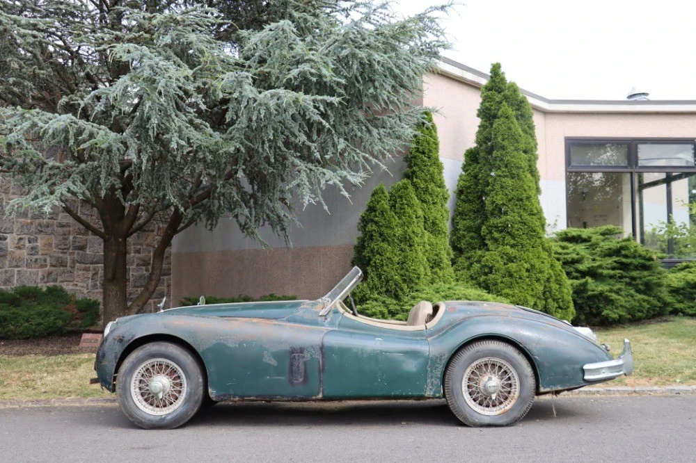 1957 Jaguar XK140 - Image 4 of 8