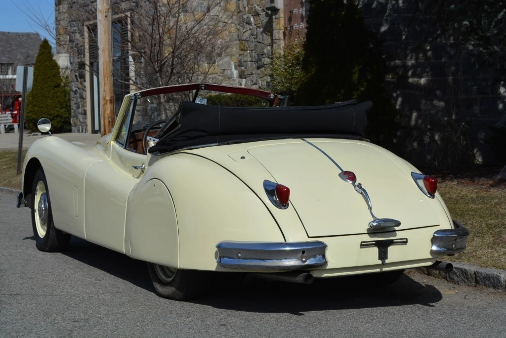 1957 Jaguar XK140 - Image 6 of 9
