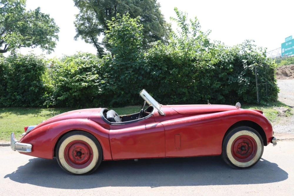 1957 Jaguar XK140 - Image 3 of 8