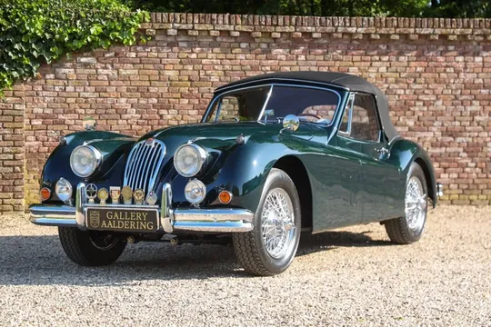 1957 Jaguar XK140 SE Drophead Coupe