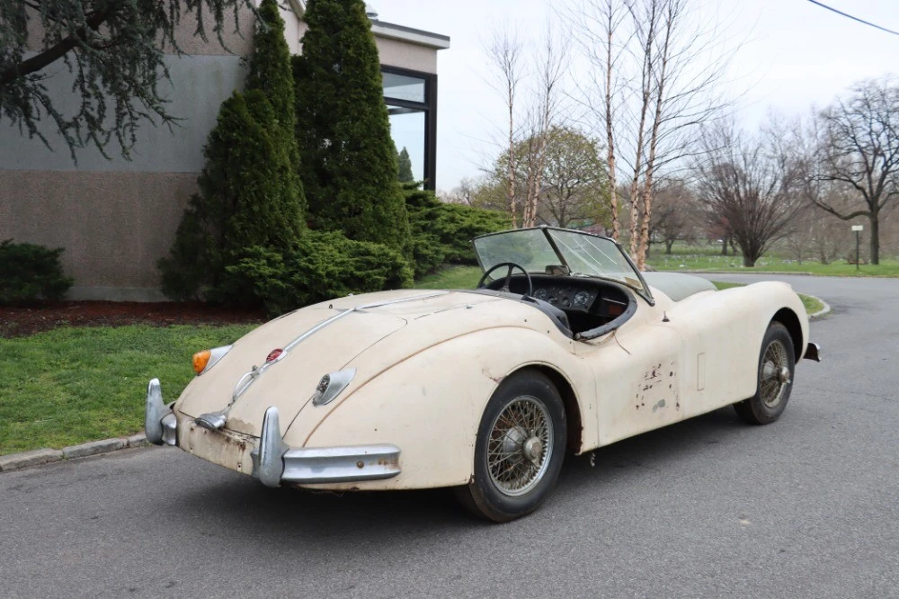 1957 Jaguar XK140 - Image 4 of 7