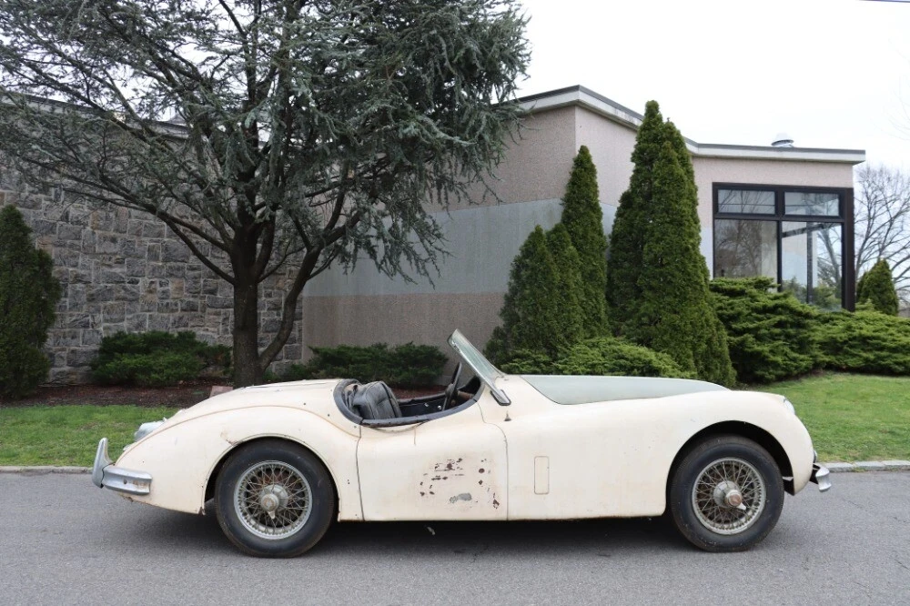 1957 Jaguar XK140 - Image 2 of 7