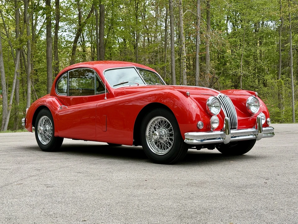 1957 Jaguar XK150 - Image 10 of 31