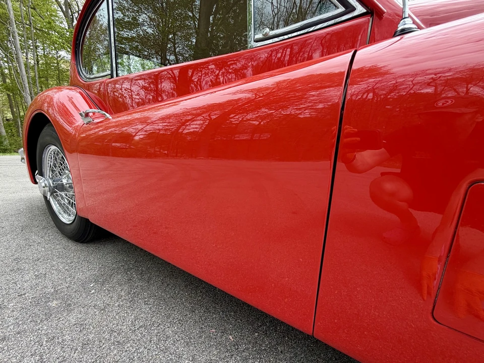 1957 Jaguar XK150 - Image 25 of 31