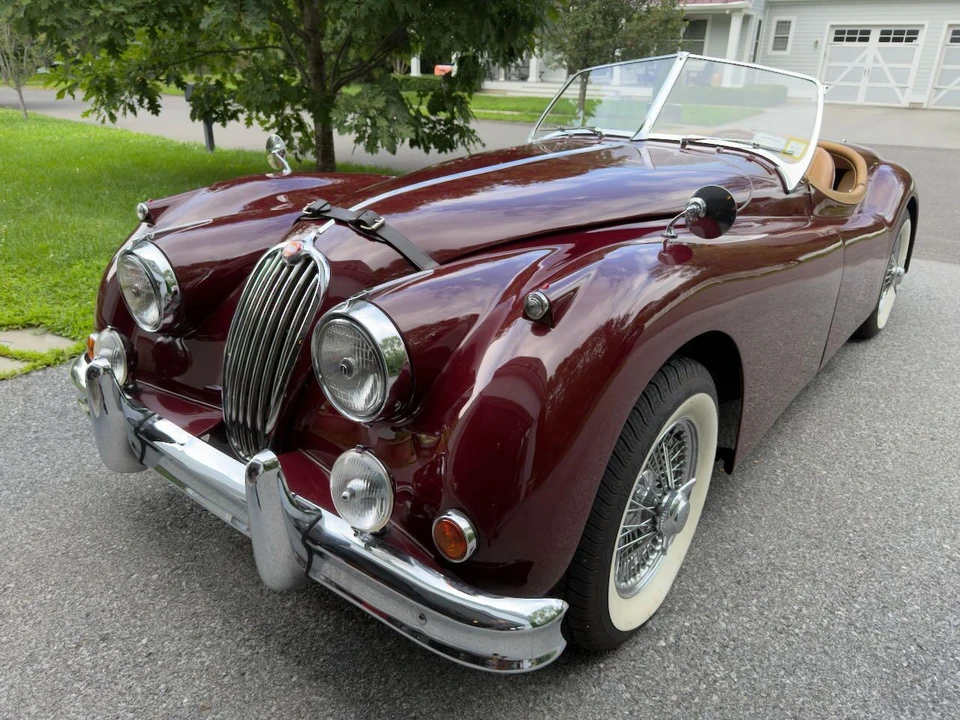 1957 Jaguar XK140 - Image 9 of 28