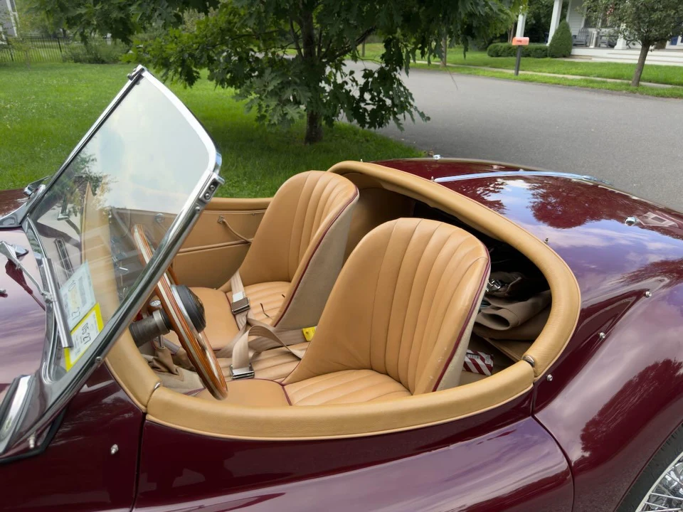 1957 Jaguar XK140 - Image 11 of 28