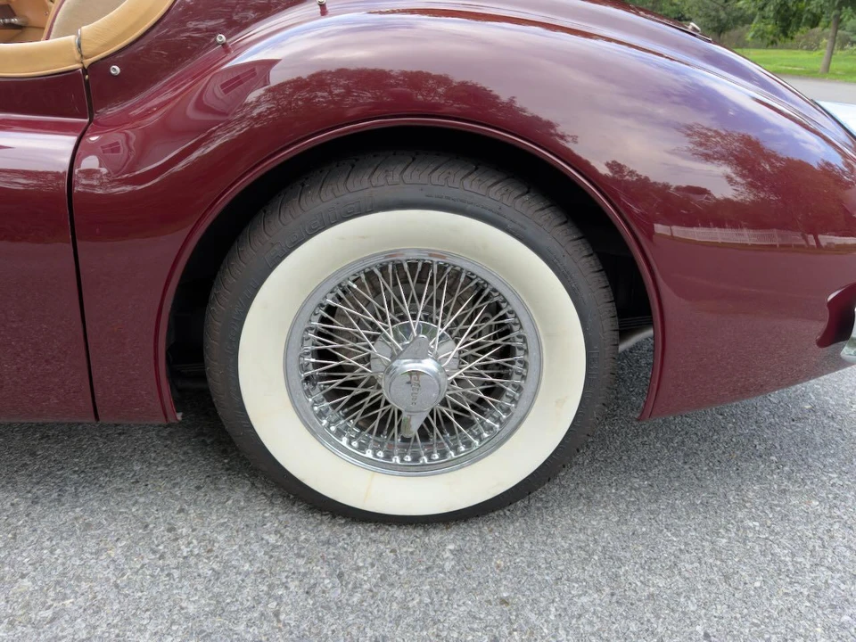 1957 Jaguar XK140 - Image 17 of 28