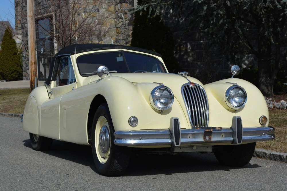 1957 Jaguar XK - Image 2 of 9
