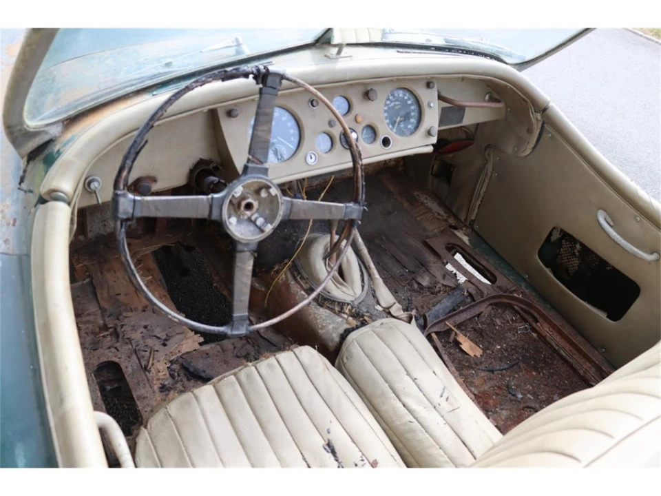 1957 Jaguar XK140 - Image 7 of 8