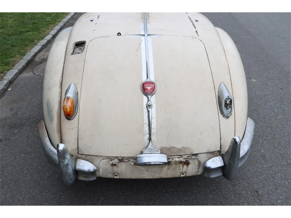 1957 Jaguar XK140 - Image 5 of 7