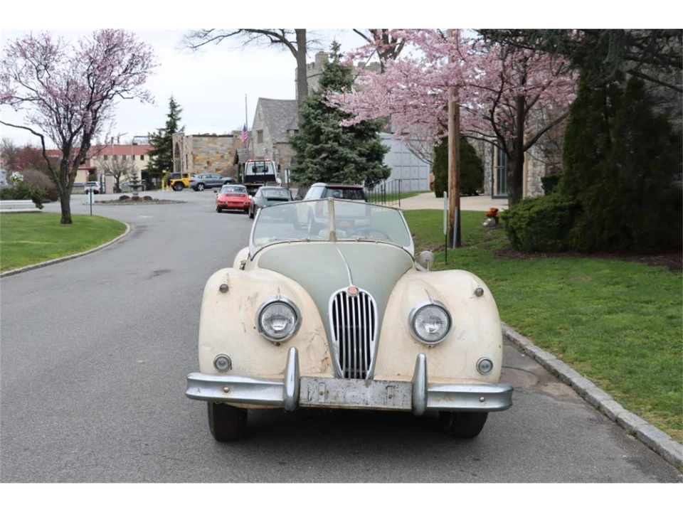 1957 Jaguar XK140 - Image 3 of 7