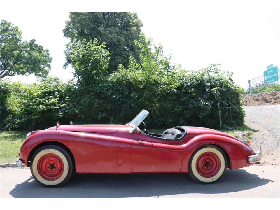 1957 Jaguar XK140 - Image 4 of 8