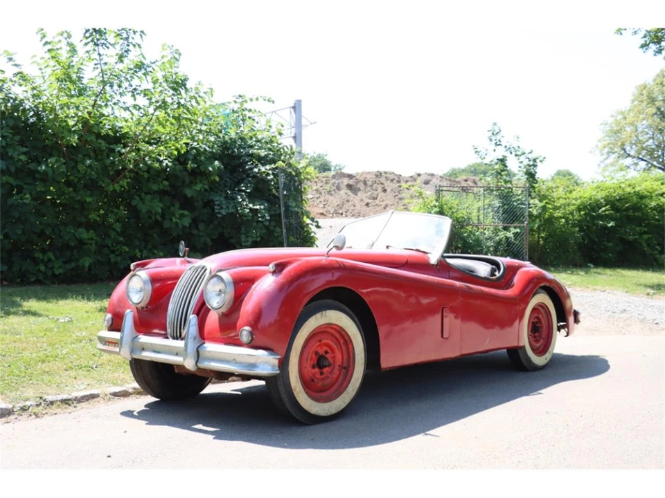 1957 Jaguar XK140 - Image 2 of 8