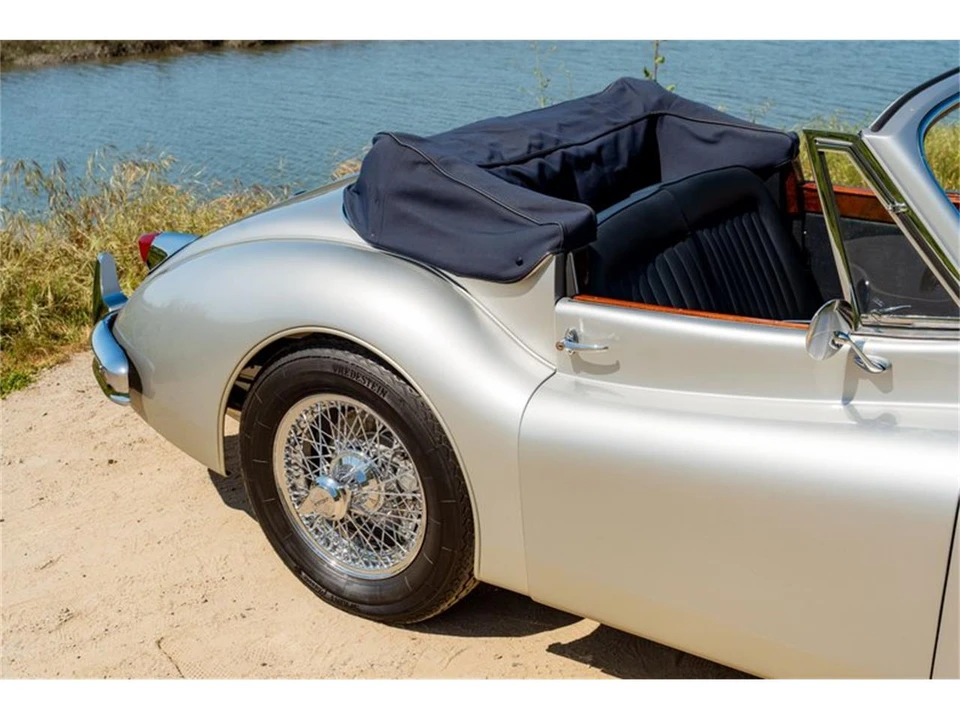 1957 Jaguar XK140 - Image 10 of 31