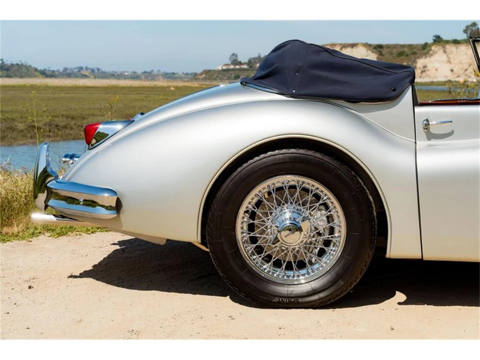 1957 Jaguar XK140 - Image 12 of 31
