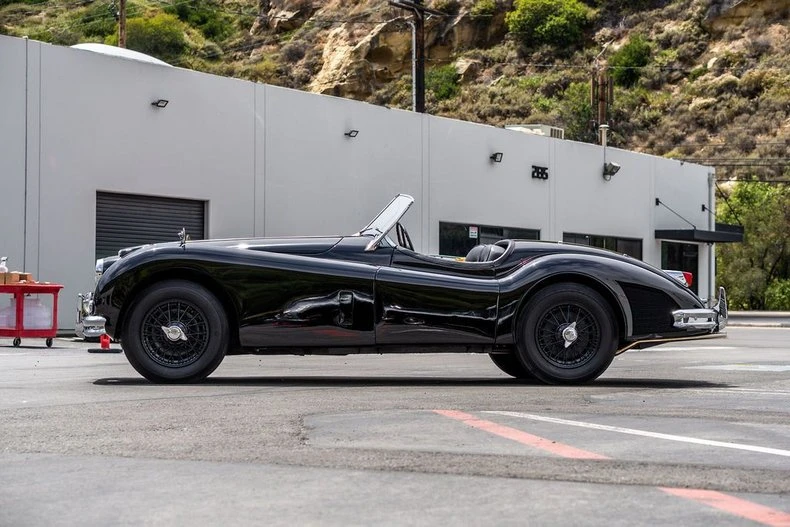 1957 Jaguar XK140 - Image 22 of 31