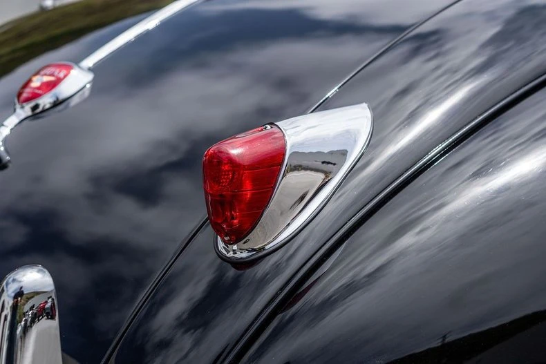 1957 Jaguar XK140 - Image 20 of 31