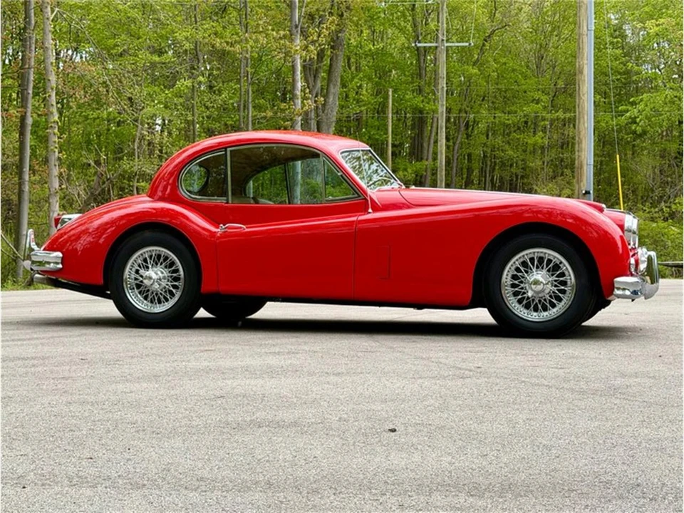 1957 Jaguar XK140 - Image 9 of 31