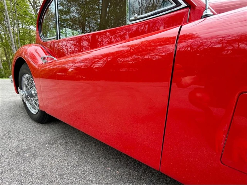 1957 Jaguar XK140 - Image 25 of 31