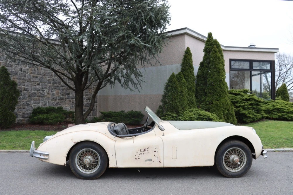 1957 Jaguar XK140 - Image 2 of 7